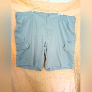Georges Belted cargo shorts